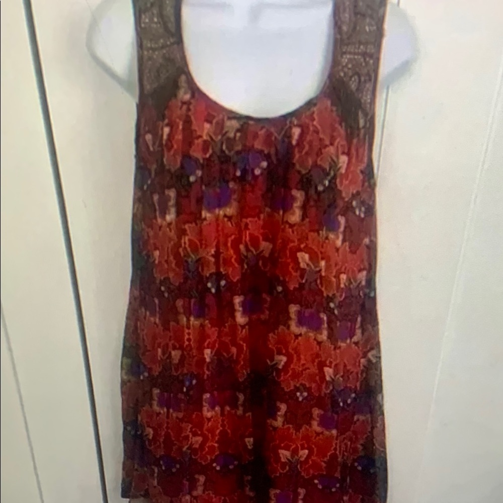 Multicolored Ruffled Tank Top with Vibrant Style